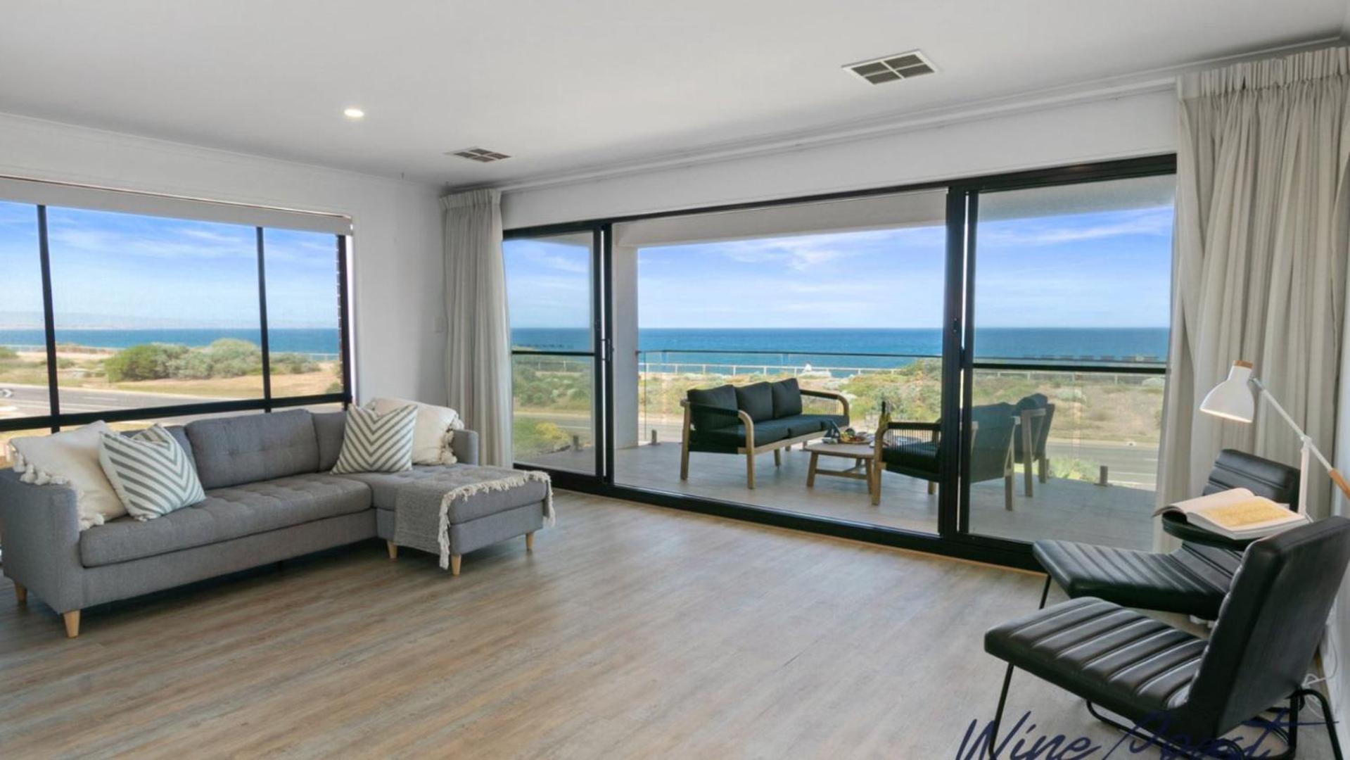 Haltandhide By Wine Coast Holiday Rentals Seaford Exterior photo