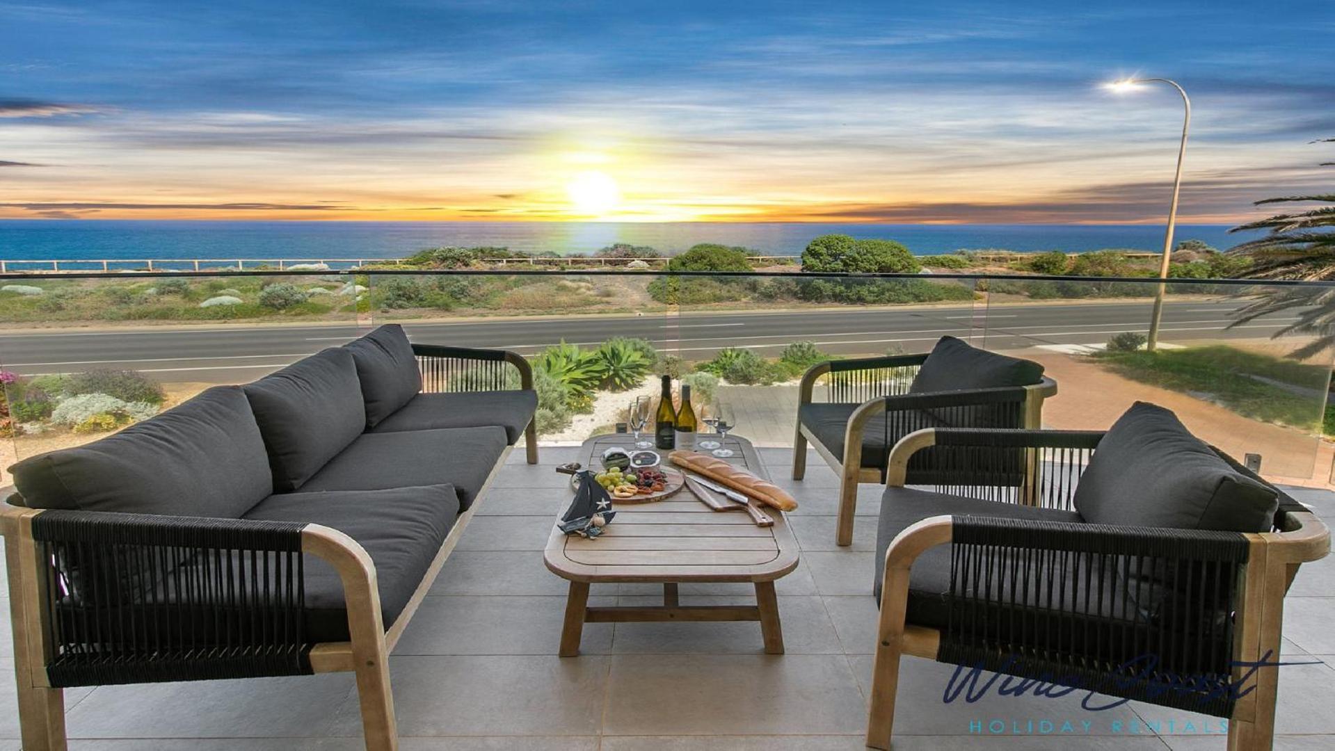 Haltandhide By Wine Coast Holiday Rentals Seaford Exterior photo